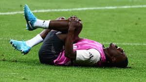 松赛中以, 中以, 个小乡村